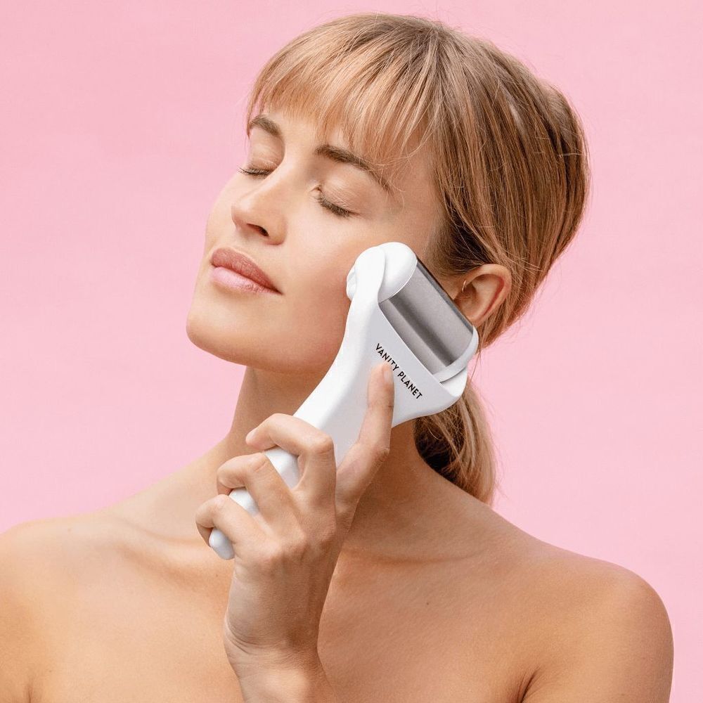 Vanity Planet Outlines Face & Body Ice Roller‎